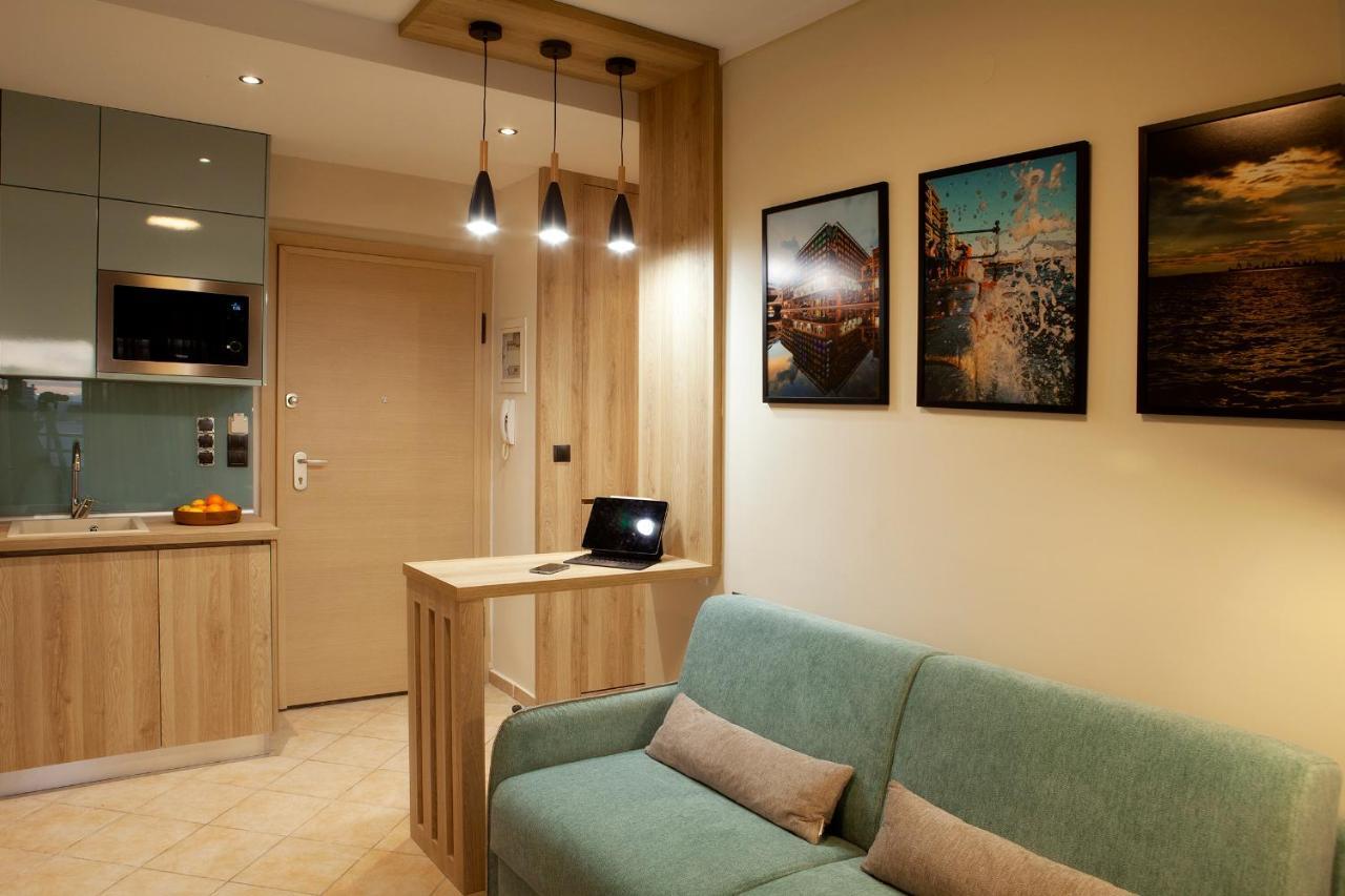 Designer Apartments Close To The Center + Free Parking เทสซาโลนิกิ ภายนอก รูปภาพ